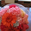 ラウンドブーケ　ガーベラ・カーネーション